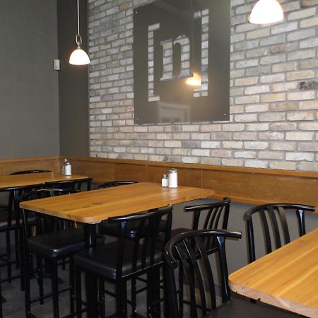 St. Norbert Hotel Winnipeg Ngoại thất bức ảnh