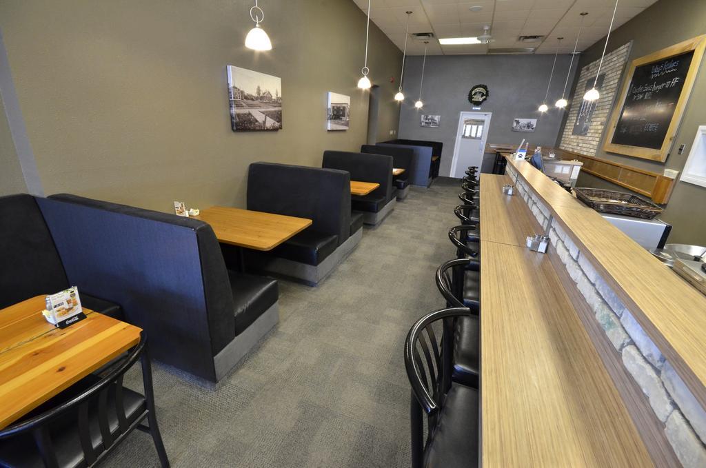 St. Norbert Hotel Winnipeg Ngoại thất bức ảnh
