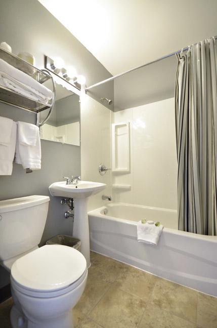 St. Norbert Hotel Winnipeg Phòng bức ảnh